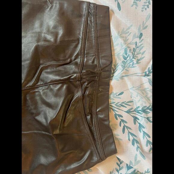 Abercrombie & Fitch Dark Brown Faux Leather Pants Leggings Size M NWOT - Picture 6 of 8